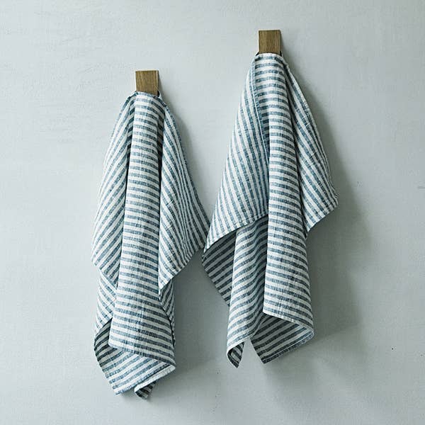 BRITTANY Linen HAND TOWEL INDIGO 18 x 26