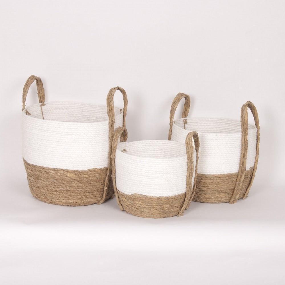 White/Natural Straw Basket